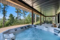 Bellefish 2.0- Rustic Peaks Cabin w/ Hot tub & Scenic Views - Image 3