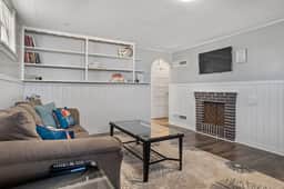 Canyon Lake · Centrally Located 2 BR-1 Bath- Basement Apt - Image 3
