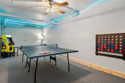 Gazebo-4BR Ping Pong-Arcade Room - Image 4