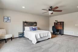 Large Home in the Most Convenient Location - Image 4