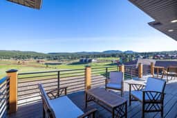 Luxury Black Hills Home with Views - Image 5