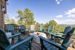 Panorama Peak Mountain Hideaway - Image 5