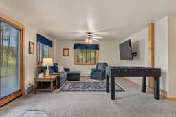 Peaceful Valley Hideaway - Image 5