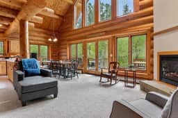 Peaceful Valley Hideaway - Image 3