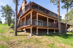 Pinedale Cabin Getaway - Image 5