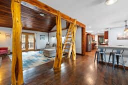 Tatanka Getaway with Hot tub & Game Room - Image 3