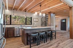 The Haven-Rustic Secluded Cabin - Image 4