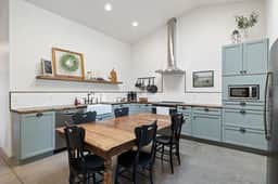 Urban Charm Nest - Image 3