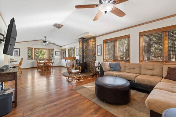Beaver Lake Pond & Pines Cabin - Image 3