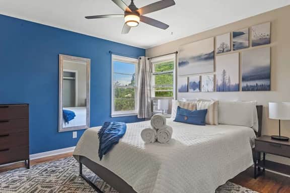 Canyon Lake · Safest Side of Town Upper Level Apt - Image 2