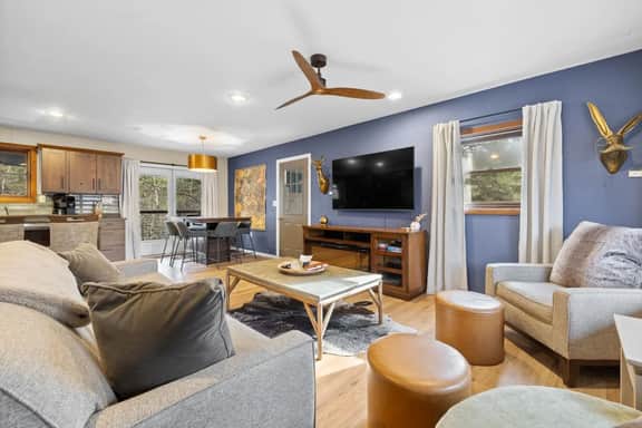 Deadwood Pines Hideaway - Image 4