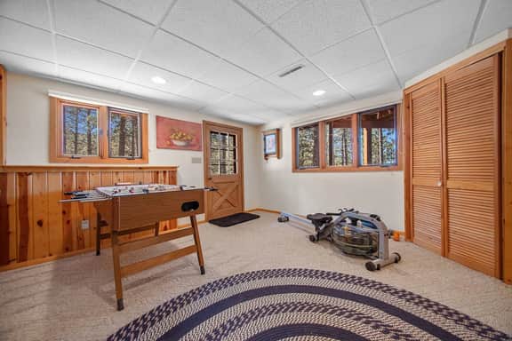 Holliday House w/ Game Room - Image 4