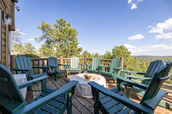 Panorama Peak Mountain Hideaway - Image 5