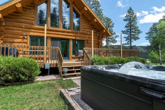 Peaceful Valley Hideaway - Image 2