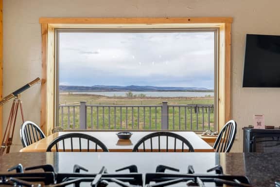 The Angostura Cabin - Image 3