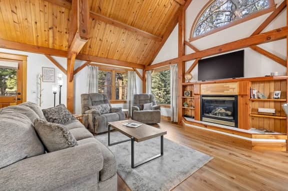 Whispering Pines Cabin - Image 5