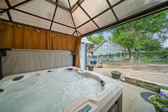 Cottontail Cottage - Image 2