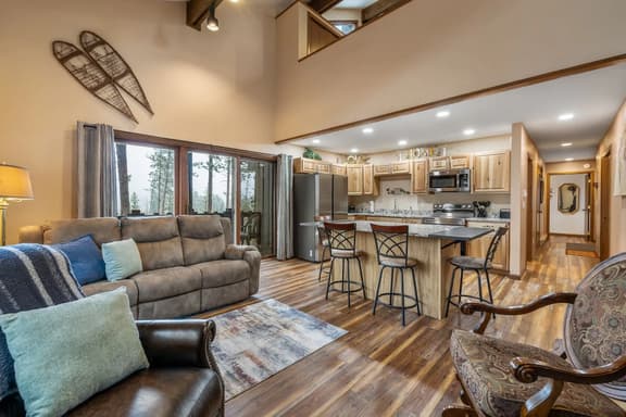 Deer Mountain Cabin Getaway - Image 1